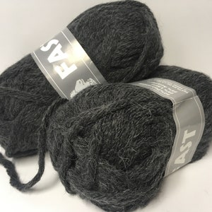 lot of 10 balls of thick dark gray wool 88-/ made in FRANCE