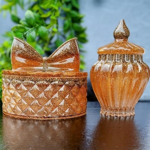 Vintage inspired jar with lid