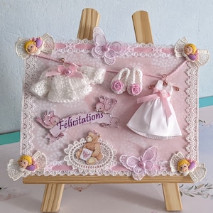 PROMO Exceptionnelle Tableau bébé sur toile  (22cmx16cm et 0,5cm épaisseur )     100% Fait main,  mini layettes tricotées, Pièce Unique