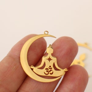 1 Ohm and Yoga Crescent Moon Charm in Gold Stainless Steel 32 x 29.5 mm
