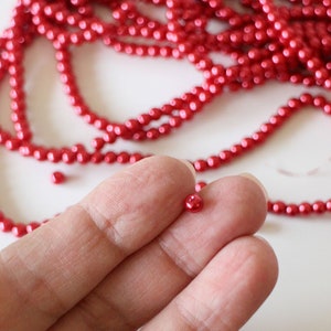 50 round burgundy glass beads 4 mm