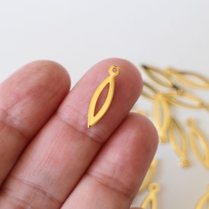 10 breloques navettes évidées en Acier inoxydable or 19,5 x 5,5 mm