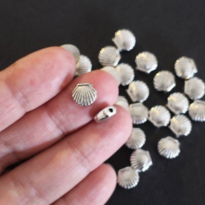10 silver-plated metal shell beads 9 x 8 mm