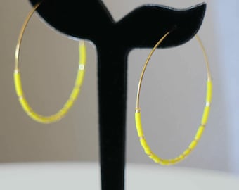 Handmade stainless steel hoop earrings with yellow and gold Miyuki beads