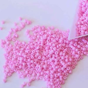 Perline di vetro rotonde rosa chiaro da 2 mm