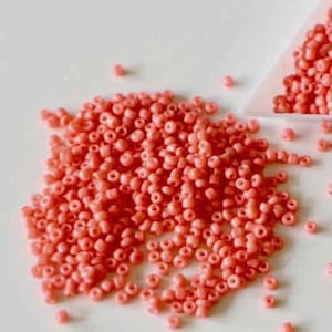 Perline di corallo in vetro rotonde da 2 mm