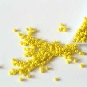 Perline rotonde gialle da 2 mm