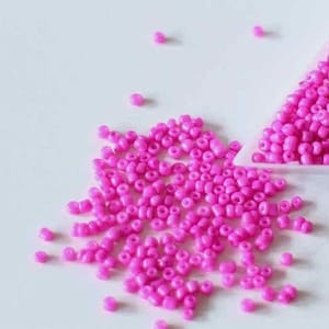 Perline di vetro rosa fucsia rotonde da 2 mm