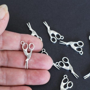 10 bird-shaped scissor charms in silver-plated brass 27 x 14 mm real miniatures of real embroidery scissors for creations
