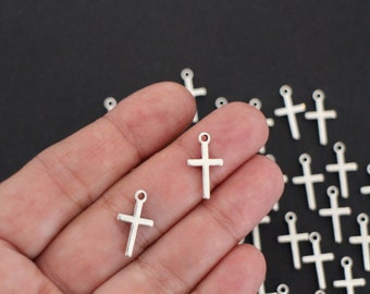 10 cross charms in silver-plated brass 18 x 10 mm for your jewelry creations on the theme of religion, for example