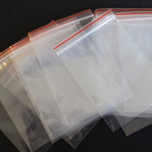 20 sachets transparents à zip en plastique 10 x 7 cm