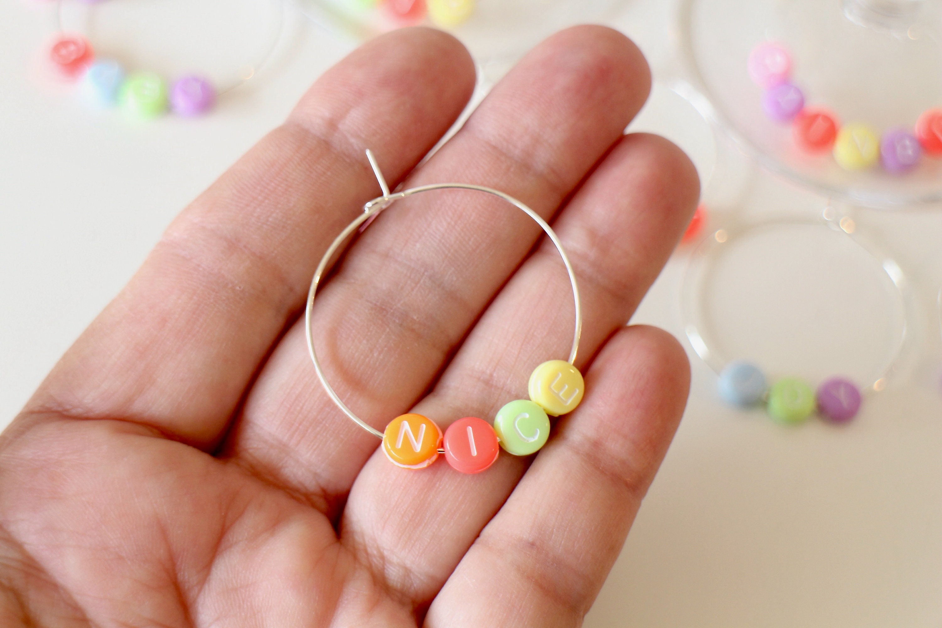 30 Anneaux Perle Lettres Fait-Main