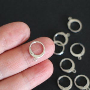 6 small hoop earring holders in silver stainless steel 15 x 12 mm to personalize with different pendants...