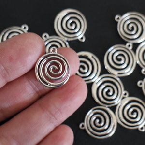 10 round spiral charms in silver-plated brass 19 x 17 mm for your ethnic boho style jewelry creations