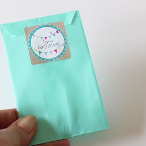 10 pochettes cadeaux vert menthe sachets en papier 13 x 7 cm