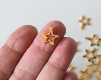 10 hollowed-out star charms in golden stainless steel 15 x 13 mm for timeless jewelry creations