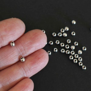 30 round silver stainless steel beads 4 mm