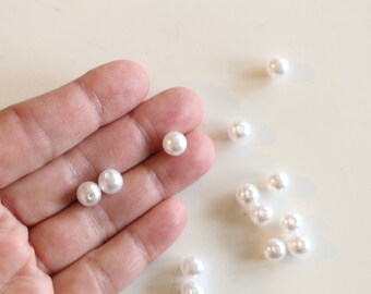 30 perles rondes blanches en acrylique 8 mm
