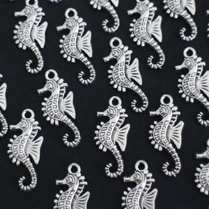 10 breloques hippocampes cheval de mer en laiton argenté 29 x 13 mm image 4