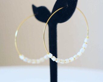 Gold stainless steel and mother-of-pearl hoop earrings Handmade, light and natural earrings, free gift packaging