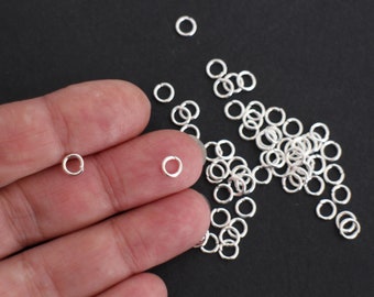 100 anneaux de jonction ronds ouverts en laiton argenté 5 mm apprêts basiques pour des créations bijoux