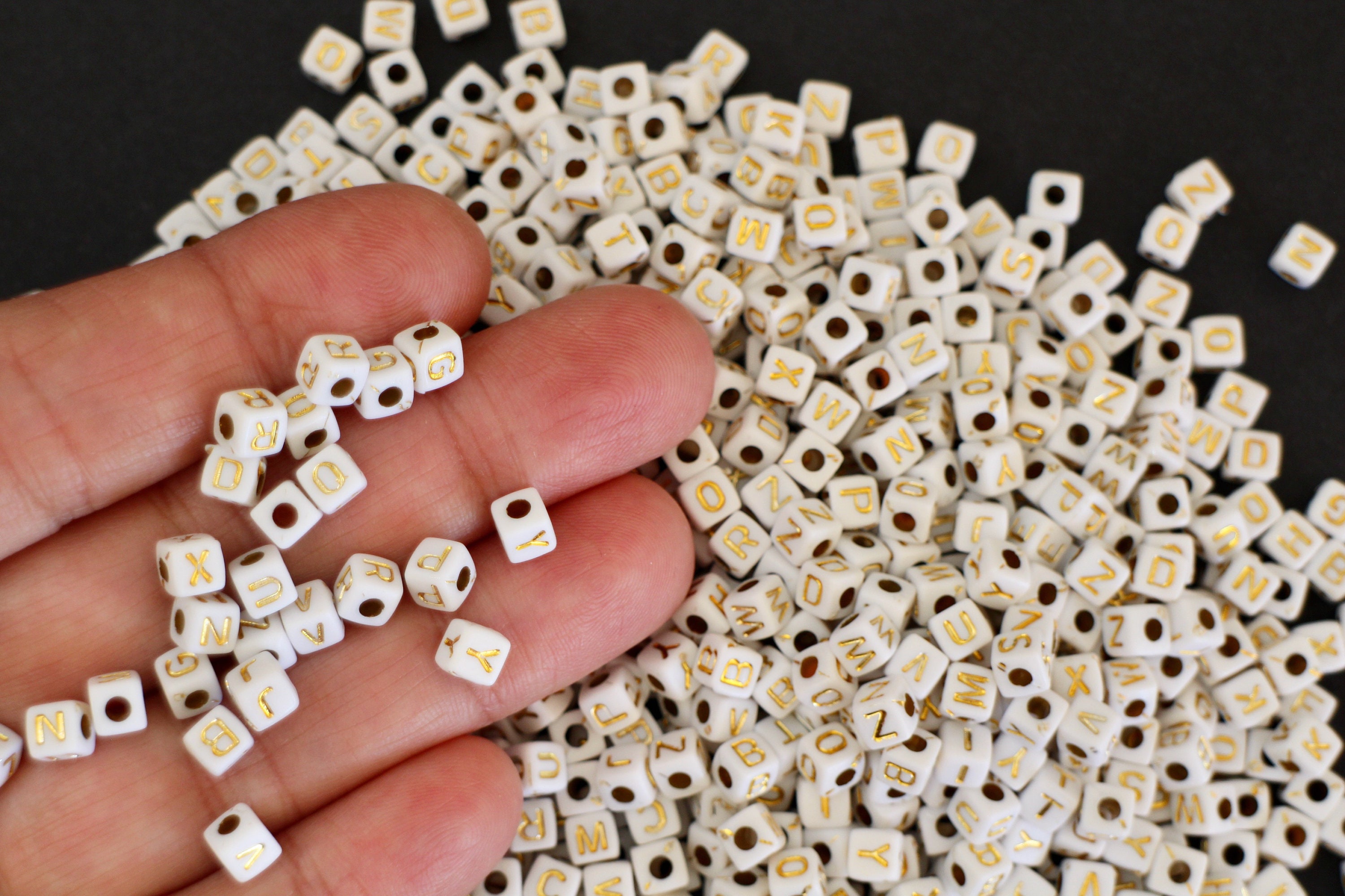 Alphabet beads square white 5 x 5 mm