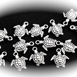 10 breloques tortues en laiton argenté 16 x 14 mm pour des créations bijoux tendances sur les thèmes des animaux et de l'exotisme image 2