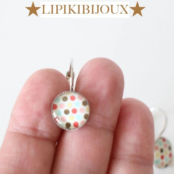 Boucles d'oreilles dormeuses cabochons ronds pois multicolore Fait-main pochette cadeau en organdi blanc fournie