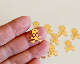 6 skull charms in gold-plated stainless steel 16 x 12 mm