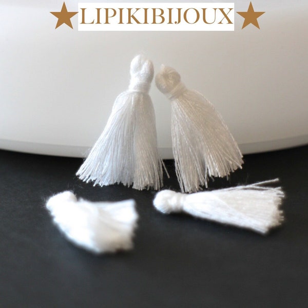 10 pompons blanc en 100% coton pour vos créations bijoux