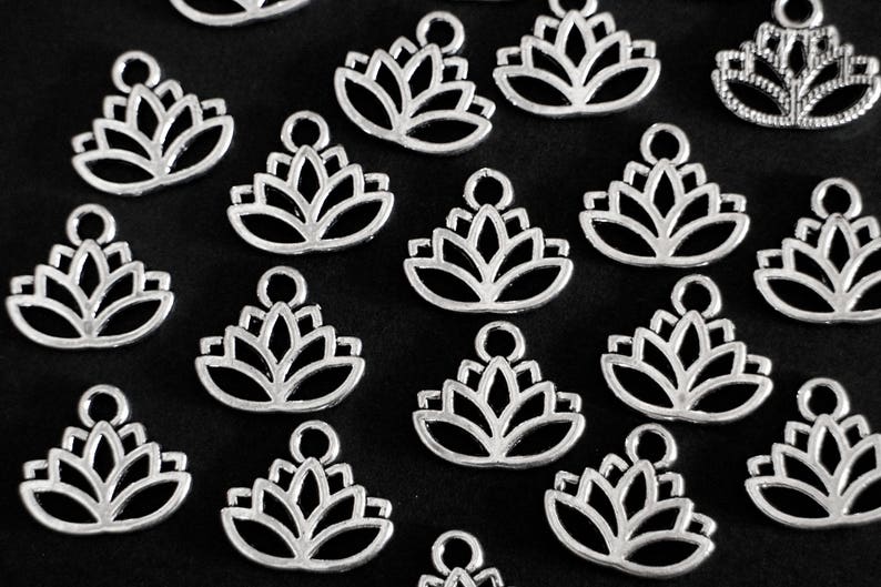 10 breloques fleurs de lotus en laiton argent 17 x 14 mm image 4