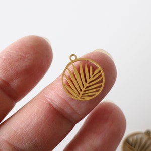 2 round bamboo leaf charms finely crafted in gold stainless steel 17 x 15 mm for nature jewelry creations