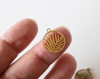 2 round bamboo leaf charms finely crafted in gold stainless steel 17 x 15 mm for nature jewelry creations