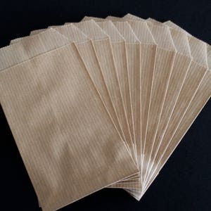 10 pochettes cadeau beige en papier kraft naturel 13 x 7 cm