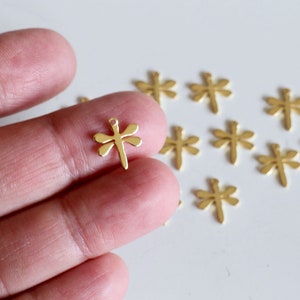 6 dragonfly charms in gold stainless steel 12 x 11 mm for your nature-themed jewelry creations image 1