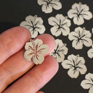 6 breloques fleurs d'hibiscus en cuivre argent 21 x 19 mm image 1