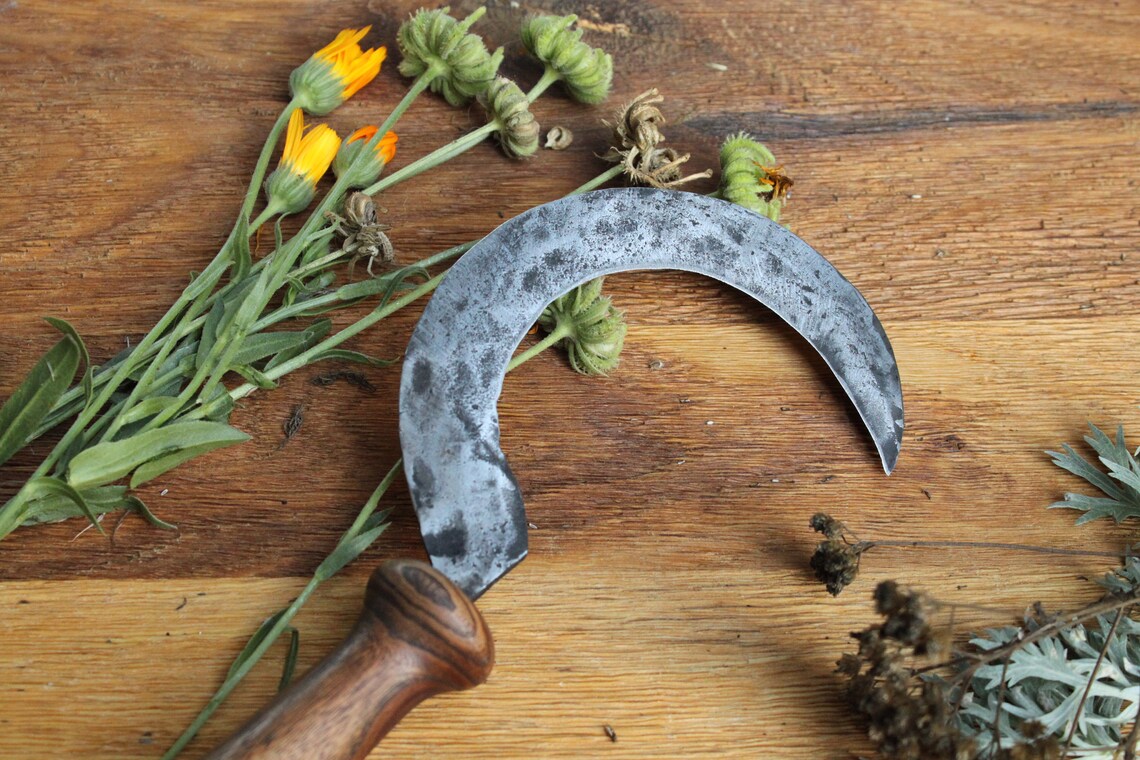 Sickle Collecting Herbs Magic Witchcraft Altar Etsy