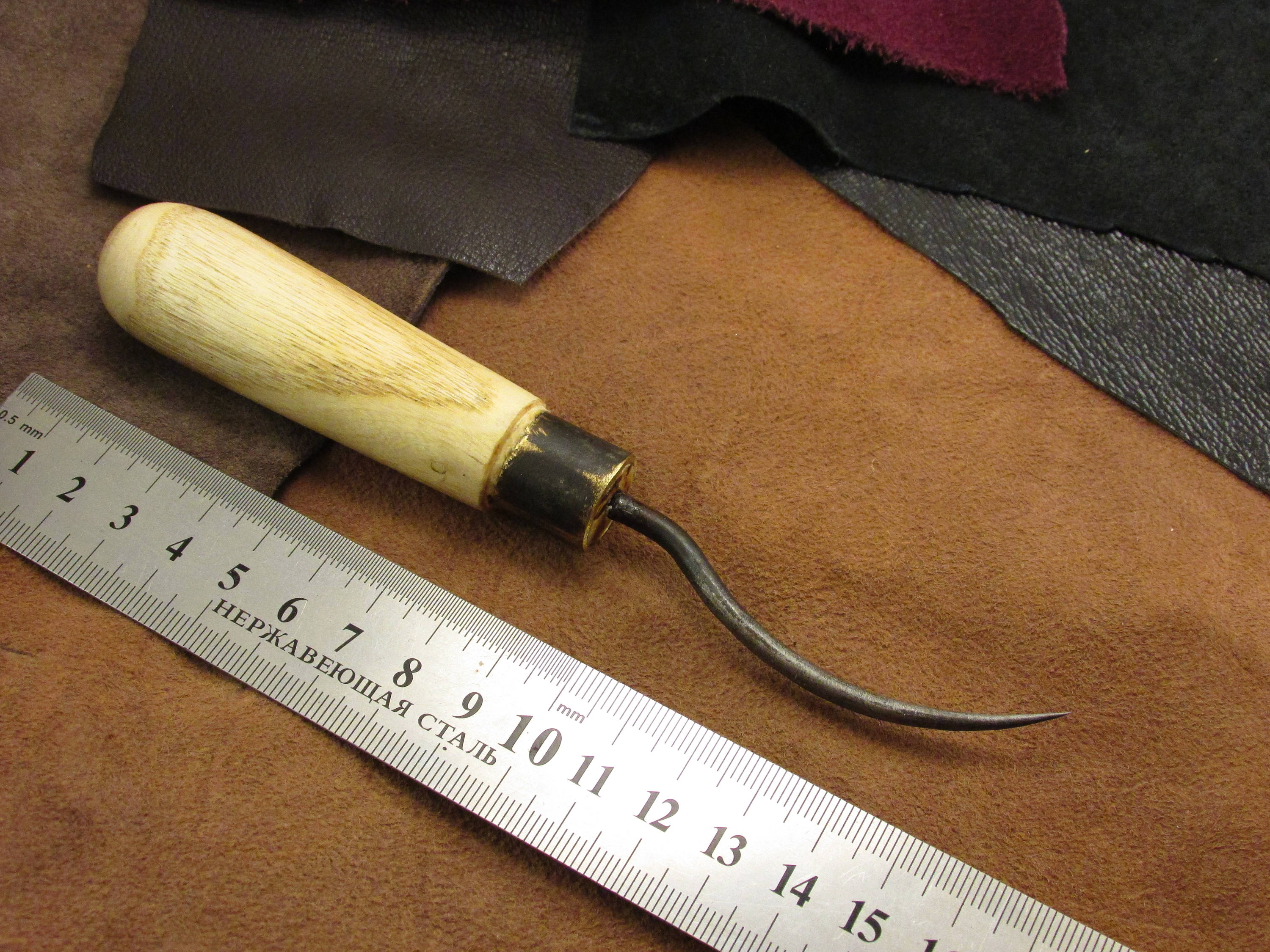 Shoemaker's curved awl round crosssection. Handmade Etsy
