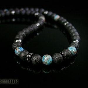 Bijoux hommes Collier homme tendance noir et bleu, en pierre de lave, hématite et jaspe bleu marbré Réf: RC-054 image 1