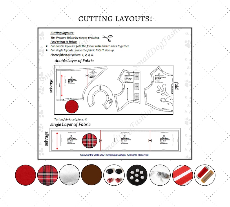 Op de afbeelding: Diagram met instructies voor het knippen van stof voor een hondenvest met een rendierontwerp. Het diagram toont twee lagen stof, een met een ruitpatroon en een met een effen kleur. Het diagram toont ook de plaatsing van de stofdelen voor het vest. Het diagram bevat de tekst "Cutting Layouts", "double Layer of Fabric", "single Layer of Fabric", "selvage", en "fold".