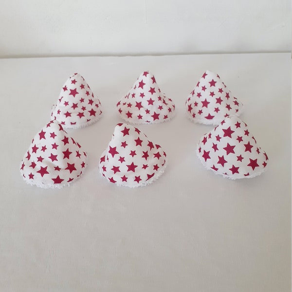 Lot de 3, 6 ou 9 tipis à pipi, triangles en éponge blanche et coton blanc motifs étoiles (cône à pipi, chapeau pipi, anti pipi triangles)