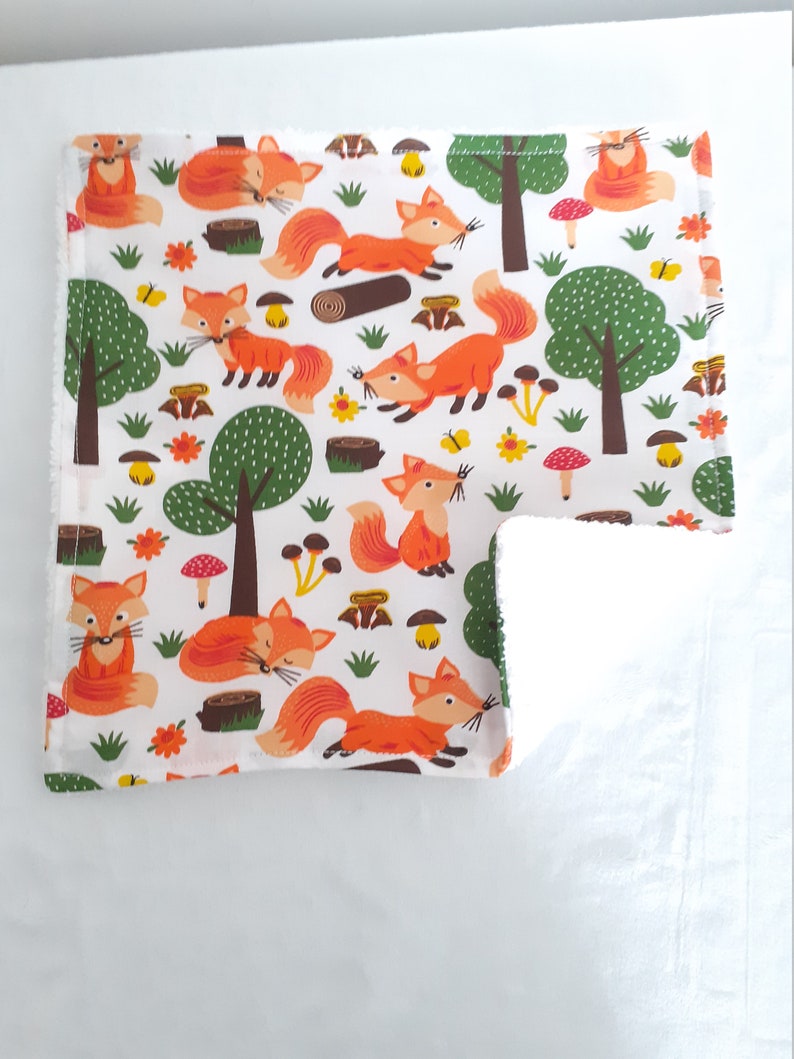Children/'s washable napkin different styles to choose from