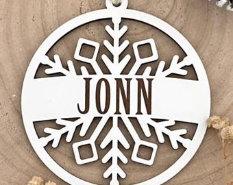 Personalized Christmas decoration - Snowflake Christmas bauble with name