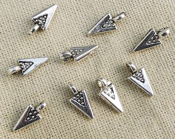 charm small point triangle size 10mm x 4mm in packs of 10, 15 or 30 pieces