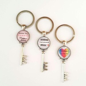Happy Mother's Day key ring, Mom I love you...with 18mm glass cabochon