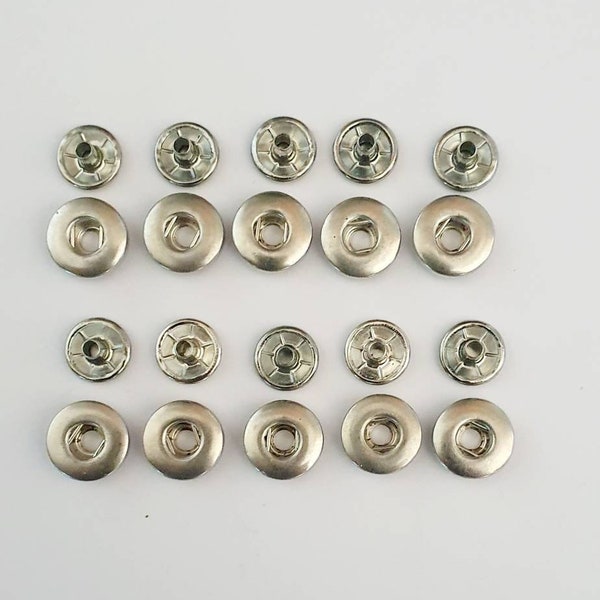 Sewing striking supports for 12mm or 18mm snap pressure button of your choice