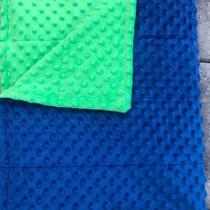 Minky weighted blankets.35X40 and 40X60 Weighted blankets.Father day.graduation. Calming,autism, anxiety, dementia,insomnia.Free embroidery. Royal blue/Green