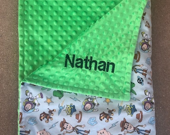 Toy Story cotton fabric with minky fabric. 35X40 and 40X60 weighted blanket.Sensory blanket, anxiety,Autism,calming blanket.Free embroidery