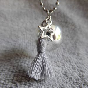 Smooth silver maternity bola, with a gray silk pompom and a star, as a long necklace image 5