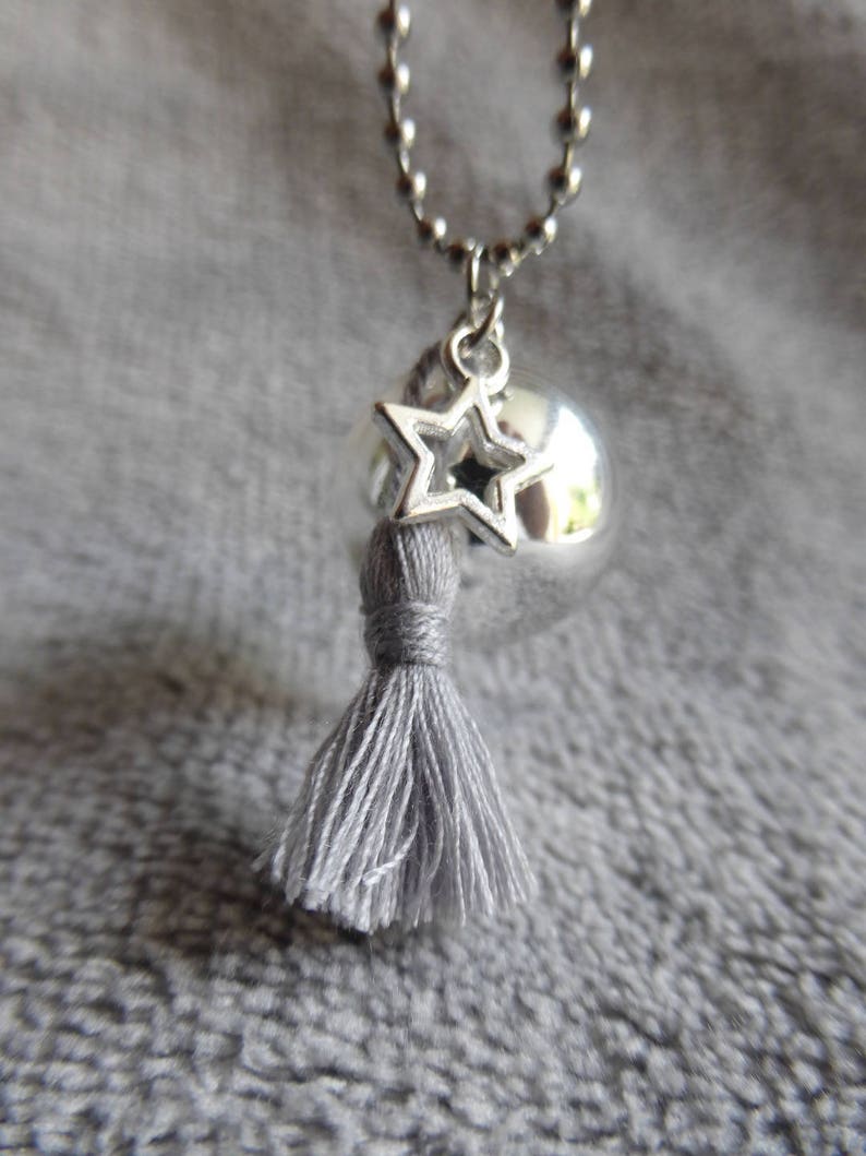 Smooth silver maternity bola, with a gray silk pompom and a star, as a long necklace image 5